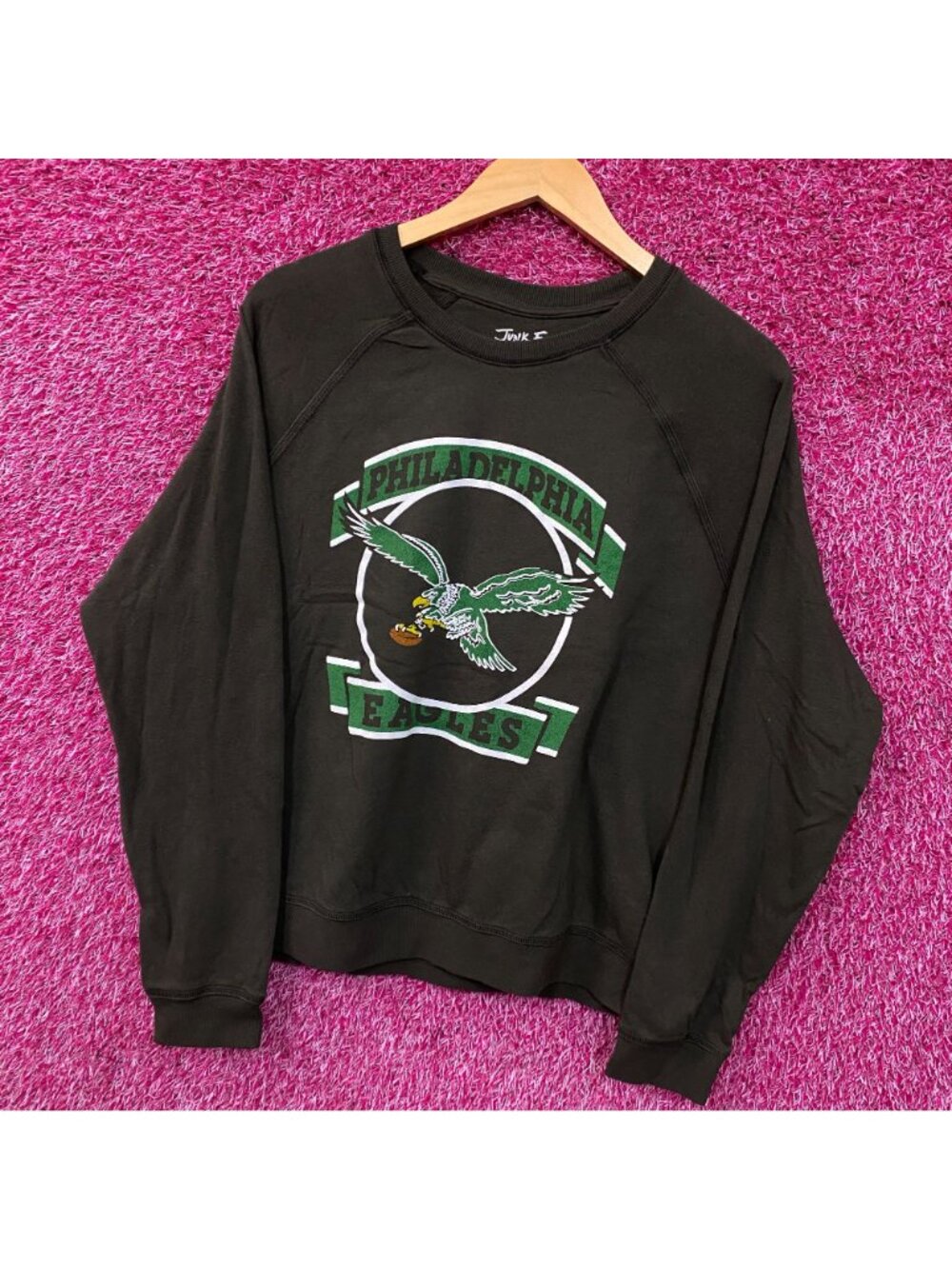 Junk Food Clothing Philadelphia Eagles Crop Crewneck Sweatshirt Medium - Picture 3 of 4